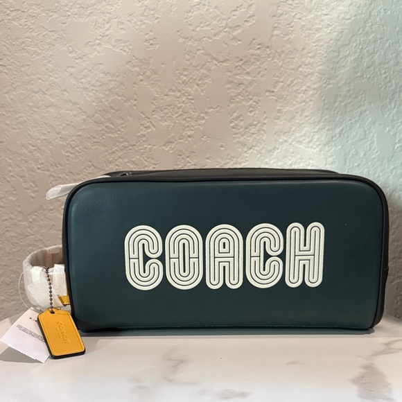 NWT Coach Dark Green Large Traveler Toiletry Bag for Men - Picture 1 of 7